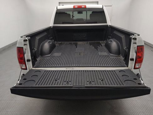 Used 2020 RAM 1500 Classic SLT RWD image 29