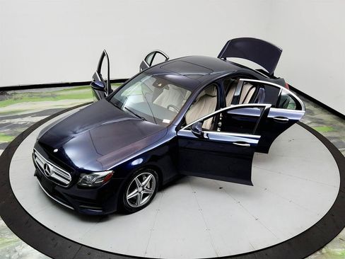 Used 2017 Mercedes-Benz E 300 4MATIC image 38