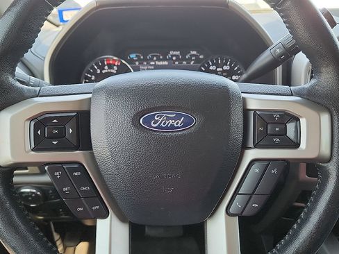 Used 2020 Ford F350 Lariat w/ Lariat Ultimate Package AWD/4WD image 12