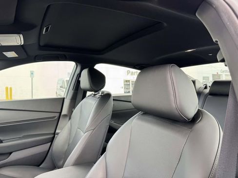 Used 2025 Honda Accord Sport image 13