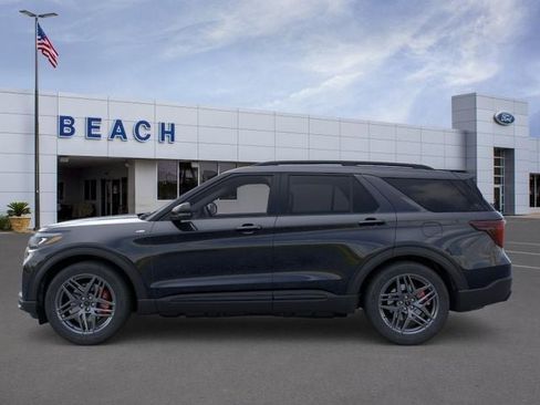 New 2026 Ford Explorer ST-Line AWD/4WD image 4