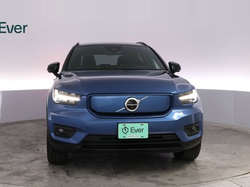 Used 2021 Volvo XC40 P8 Recharge w/ Advanced Package AWD/4WD image 12