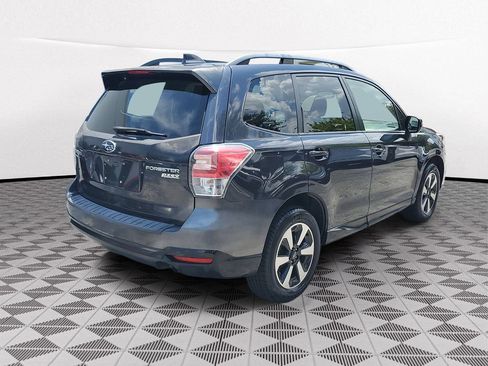 Used 2017 Subaru Forester 2.5i Premium AWD/4WD image 6