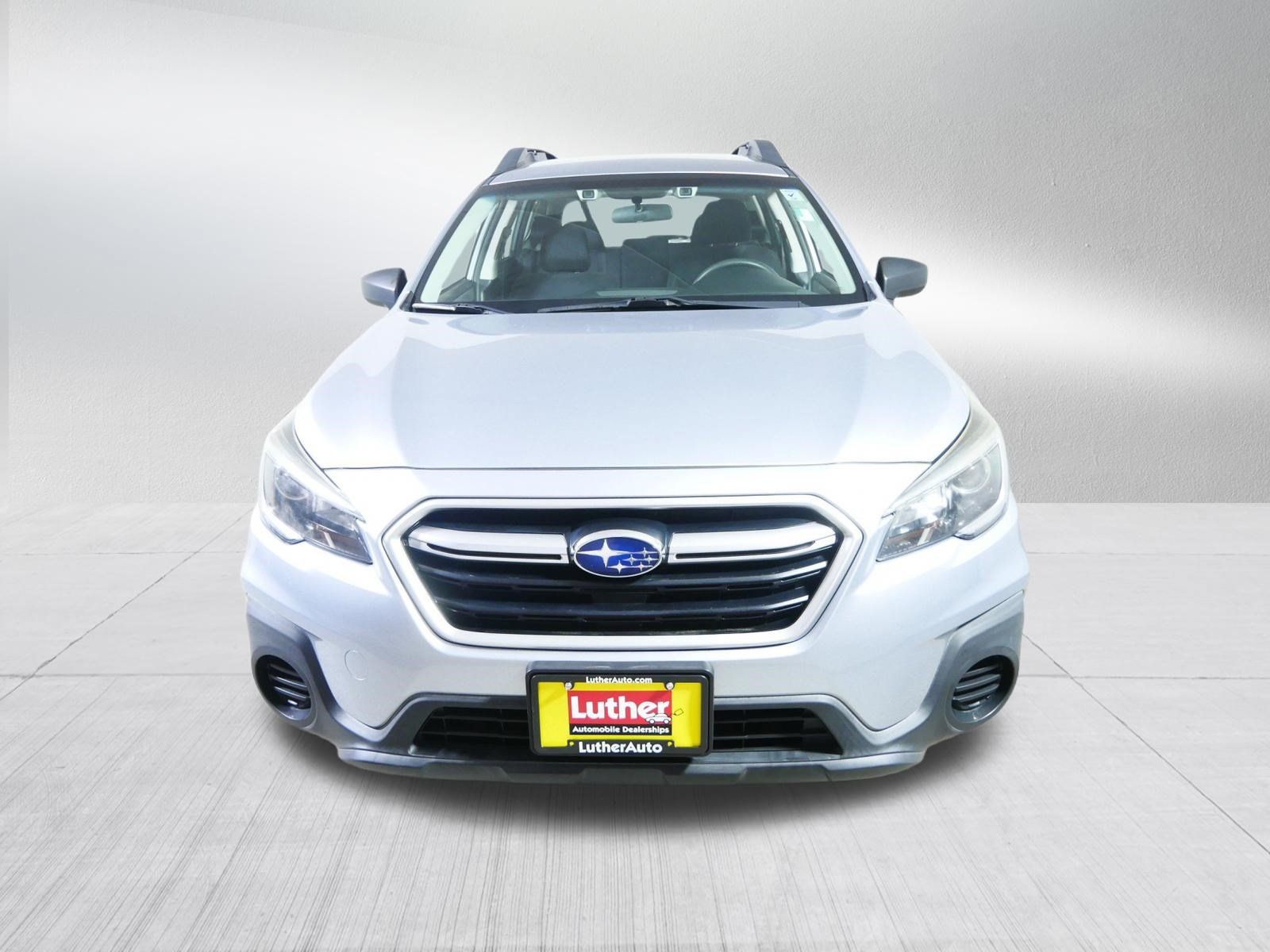 Used 2019 Subaru Outback 2.5i AWD/4WD image 2