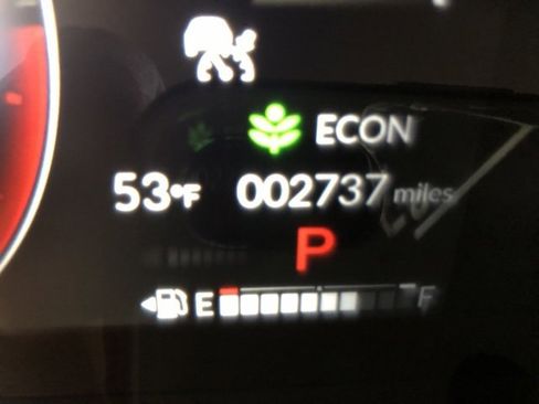 Used 2025 Honda HR-V LX image 20