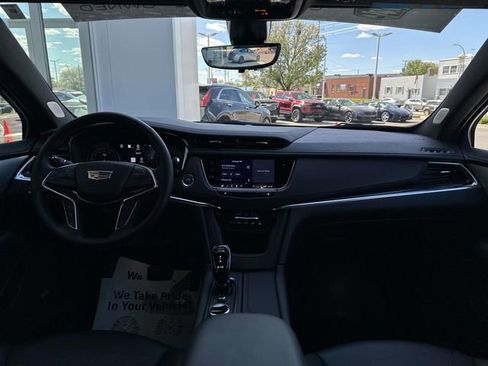 Certified 2025 Cadillac XT5 Premium Luxury w/ Technology Package AWD/4WD image 67