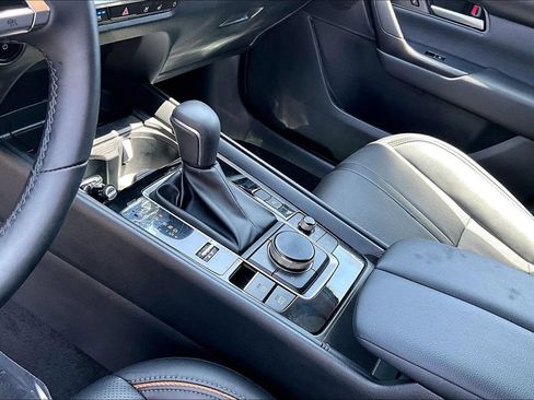 Certified 2026 MAZDA CX-50 AWD 2.5 Hybrid w/ Premium Pkg image 10