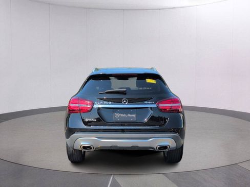 Used 2020 Mercedes-Benz GLA 250 4MATIC image 4