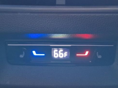 Used 2026 Volkswagen Tiguan SEL R-Line image 19