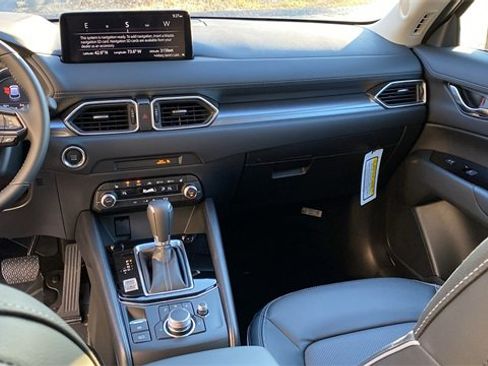 New 2025 MAZDA CX-5 AWD 2.5 S w/ Preferred Package image 10
