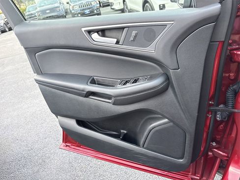 Used 2022 Ford Edge SEL w/ Convenience Package image 23