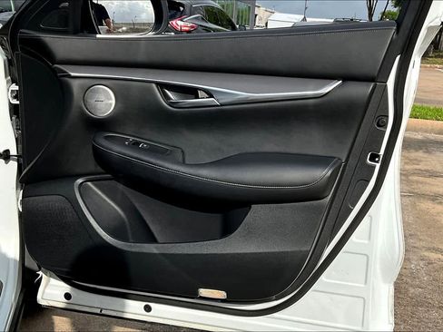 Used 2023 INFINITI QX50 Luxe image 22