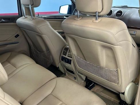 Used 2012 Mercedes-Benz GL 450 4MATIC image 17