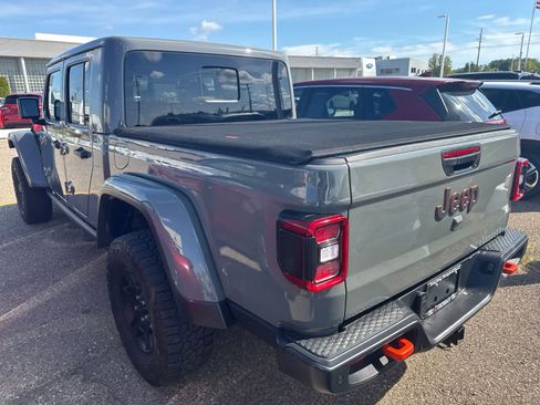 Used 2021 Jeep Gladiator Mojave w/ Dual Top Group AWD/4WD image 17