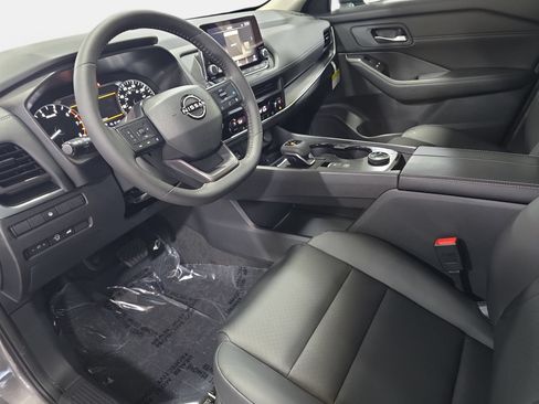 New 2026 Nissan Rogue Dark Armor AWD/4WD image 16