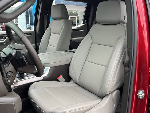 New 2026 Chevrolet Silverado 1500 LTZ w/ LTZ Premium Package image 12