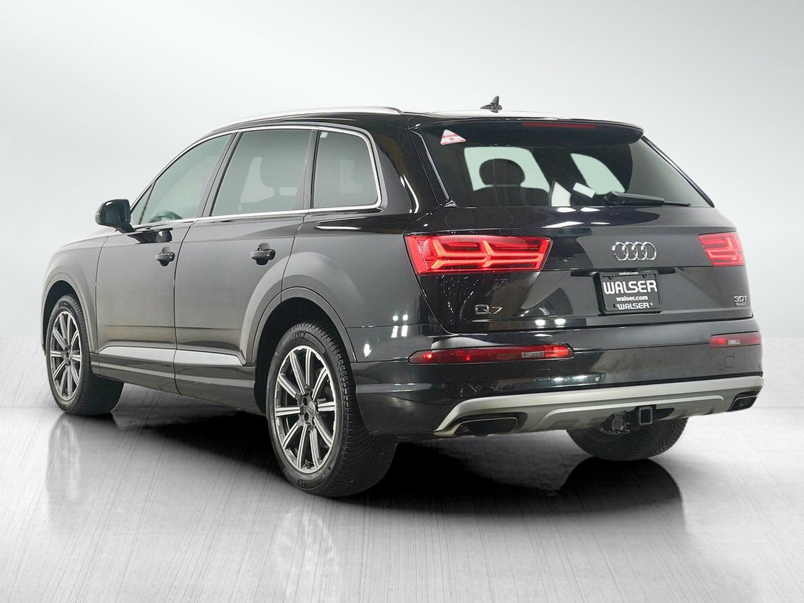 Used 2017 Audi Q7 3.0T Premium Plus AWD/4WD image 3
