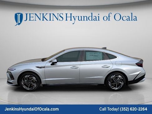 New 2026 Hyundai Sonata SEL FWD image 7