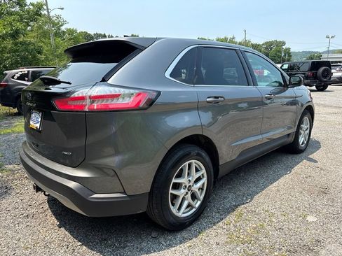 Used 2024 Ford Edge SEL w/ Convenience Package AWD/4WD image 9