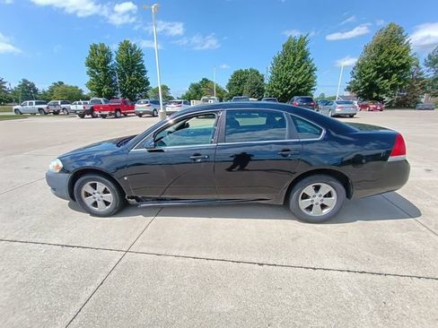 Used 2010 Chevrolet Impala LT FWD image 5
