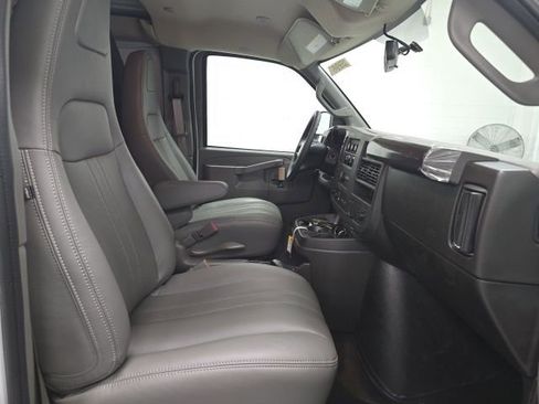 New 2025 Chevrolet Express 2500 w/ Driver Convenience Package image 29
