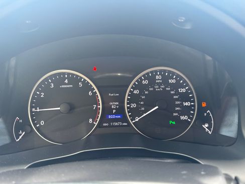 Used 2015 Lexus ES 350 w/ Luxury Package FWD image 12