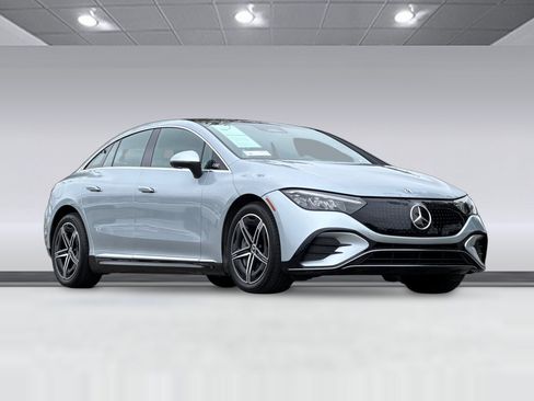 Used 2023 Mercedes-Benz EQE 350+ 4MATIC Sedan image 7
