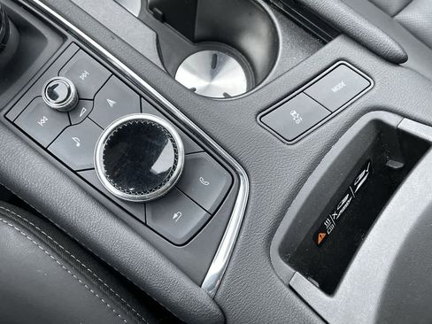 Certified 2023 Cadillac XT5 Premium Luxury image 31