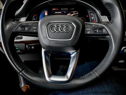 Used 2019 Audi Q7 2.0T Premium w/ Cold Weather Package image 34