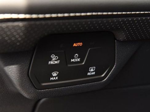 New 2026 Volkswagen Atlas Cross Sport SEL R-Line AWD/4WD image 10
