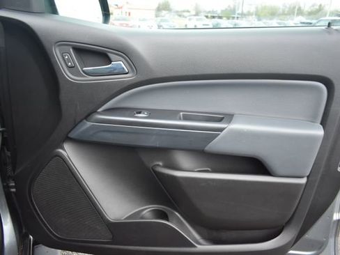 Used 2019 Chevrolet Colorado Z71 image 41