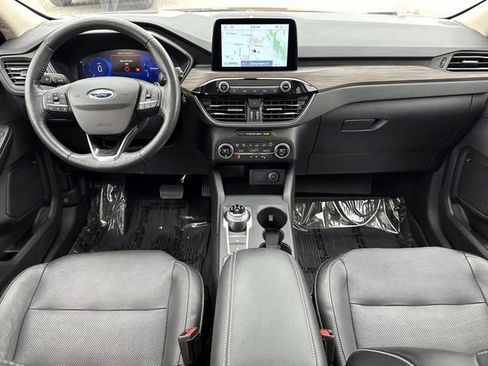 Used 2020 Ford Escape Titanium AWD/4WD image 16