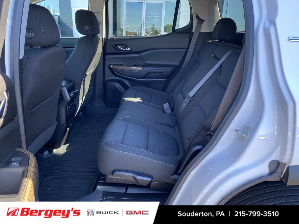Used 2023 GMC Acadia SLE w/ Driver Convenience Package AWD/4WD image 29