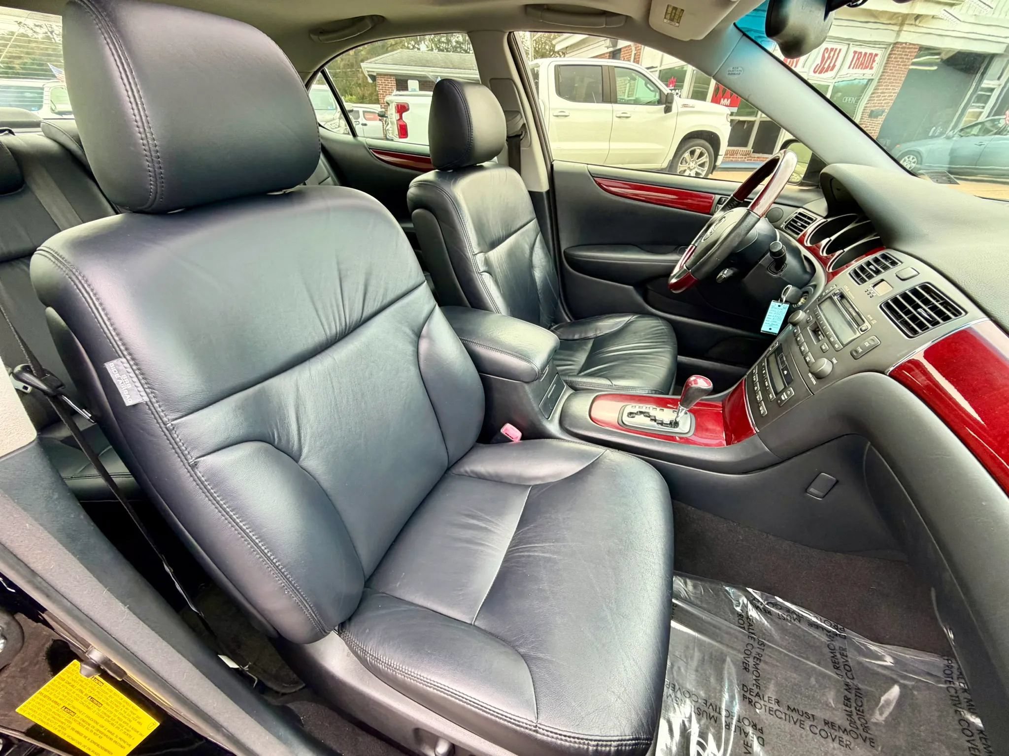 Used 2004 Lexus ES 330 FWD image 11