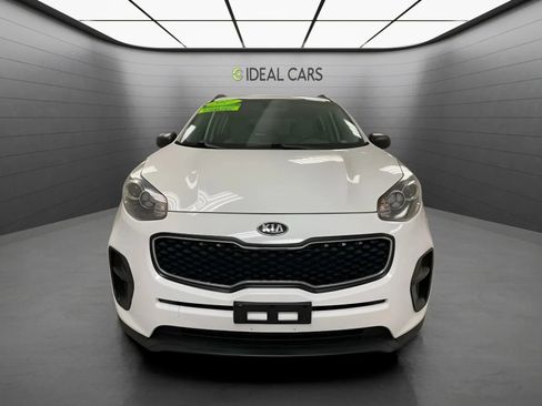 Used 2017 Kia Sportage LX w/ LX Popular Package FWD image 2
