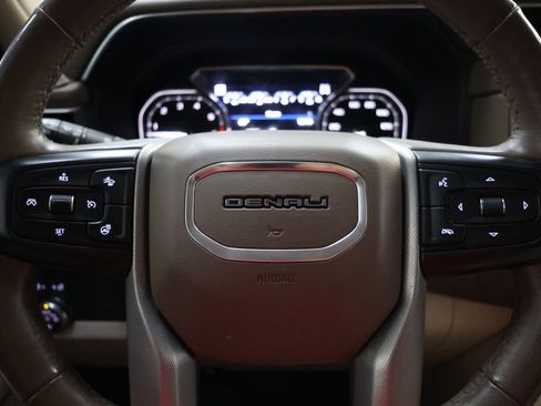 Used 2021 GMC Yukon Denali w/ LPO, Illumination Package AWD/4WD image 92