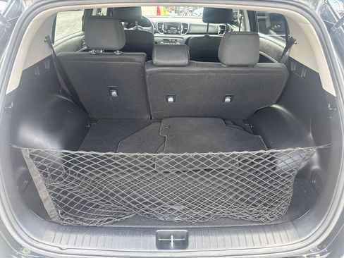 Used 2019 Kia Sportage LX FWD image 11