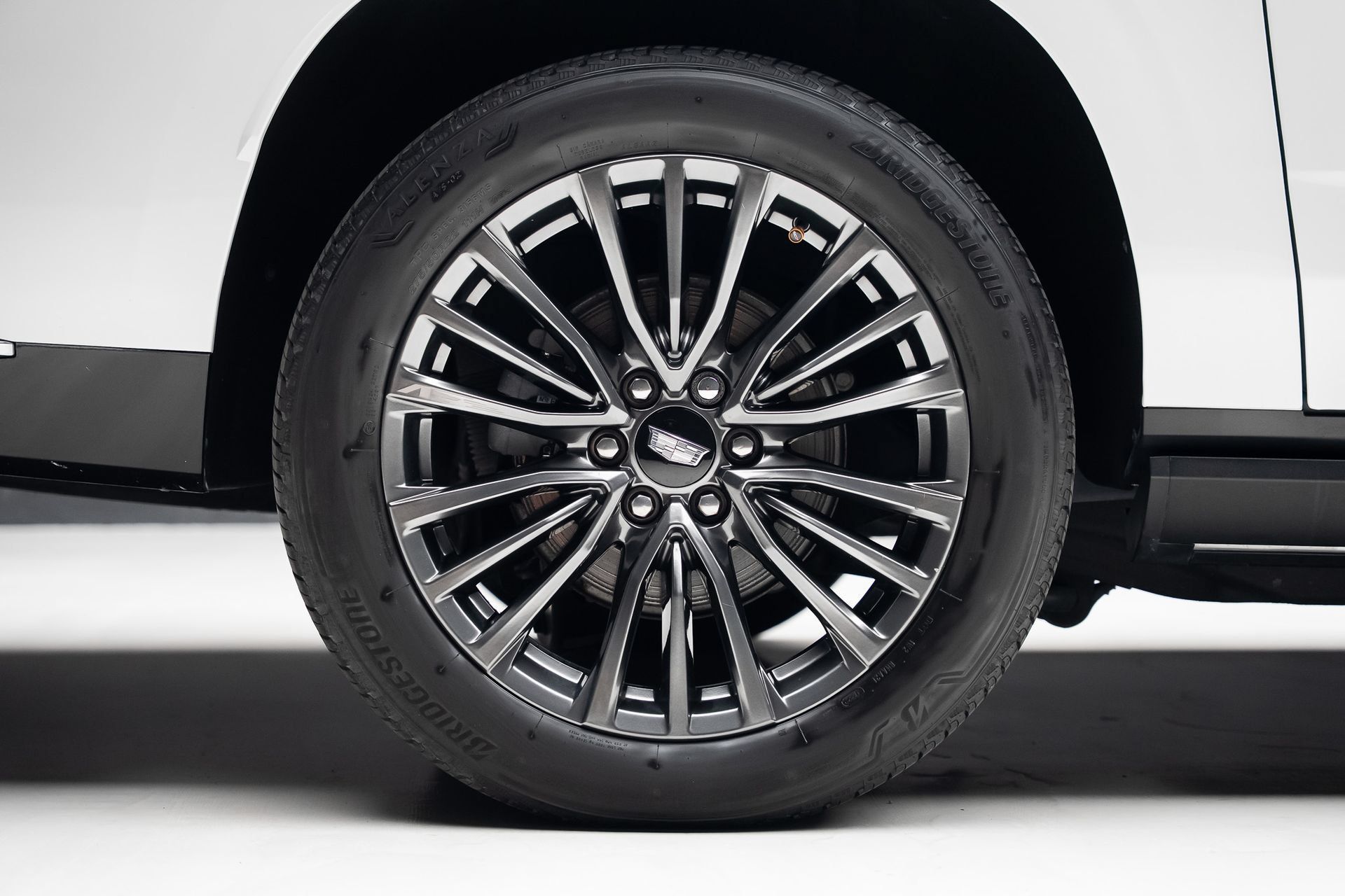 Used 2022 Cadillac Escalade ESV Premium Luxury Platinum w/ LPO, Floor Liner Package AWD/4WD image 38