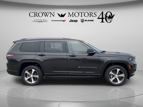 Used 2023 Jeep Grand Cherokee L Limited w/ Luxury Tech Group II AWD/4WD image 4