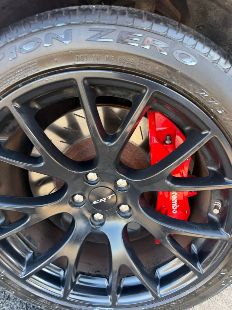 Used 2015 Dodge Challenger SRT Hellcat RWD image 14