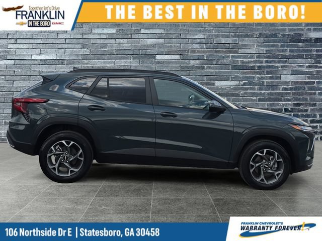 Used 2026 Chevrolet Trax LT FWD image 7