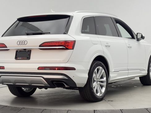 Used 2025 Audi Q7 3.0T Premium Plus AWD/4WD image 10