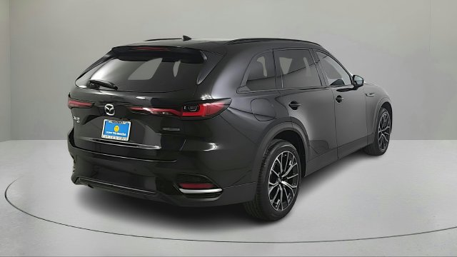 Used 2025 MAZDA CX-70 Plug-In Hybrid w/ Premium Pkg AWD/4WD image 4
