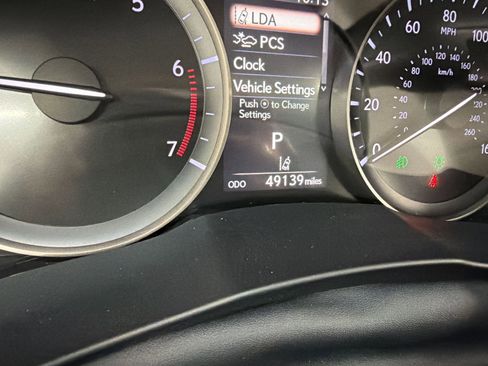 Used 2016 Lexus ES 350 w/ Premium Package w/Wood Trim FWD image 21