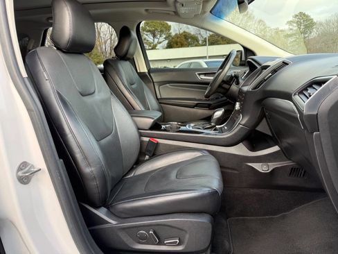 Used 2017 Ford Edge Titanium w/ Equipment Group 301A image 13