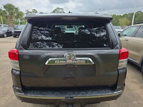 Used 2013 Toyota 4Runner Limited image 3