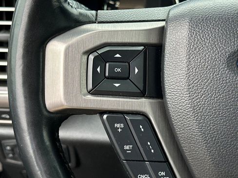 Used 2018 Ford F150 Platinum w/ Equipment Group 701A Luxury image 26