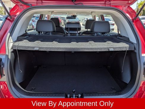 Used 2025 Hyundai Venue Limited FWD image 27