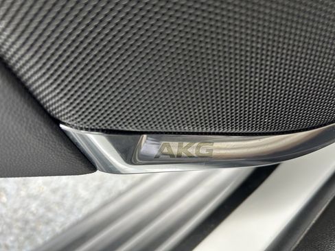 Used 2023 Cadillac Escalade ESV Sport Platinum image 41