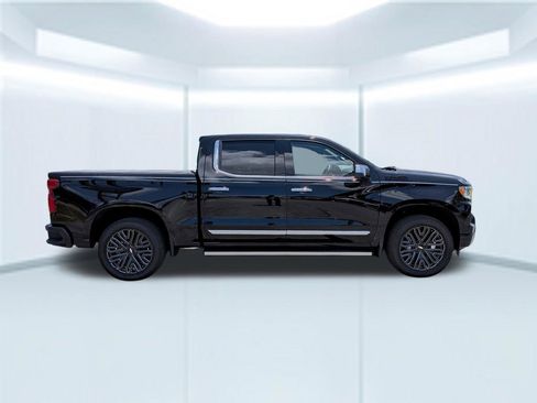 New 2026 Chevrolet Silverado 1500 High Country w/ Technology Package AWD/4WD image 7
